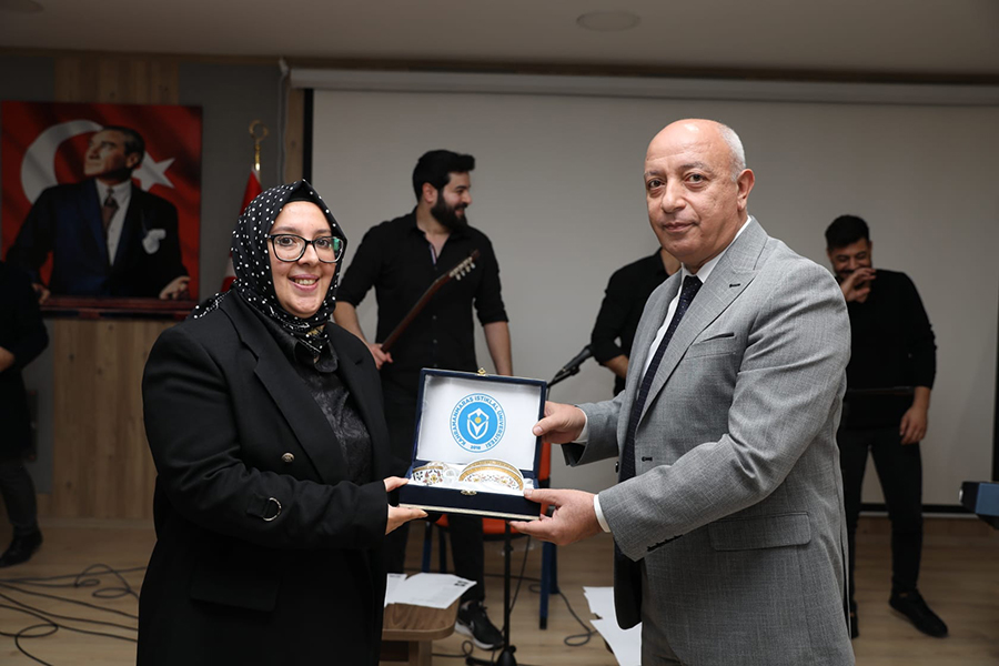 Kahramanmaraş İstiklal Üniversitesi İnsan ve Toplum Bilimleri Fakültesi Türk Dili