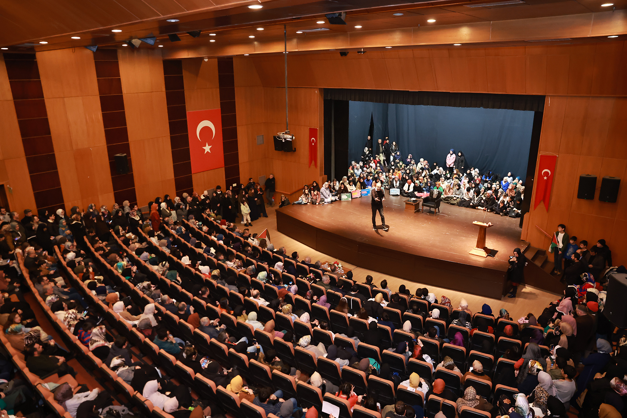 Büyükşehir Belediyesi, Yazar Bekir Develi’nin katılımıyla ‘Kudüs Bizim Neyimiz Olur?’