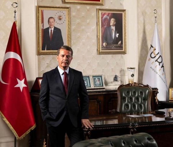 AK Parti’nin Kahramanmaraş Büyükşehir Belediye Başkanlığı için aday adaylığını açıklayan