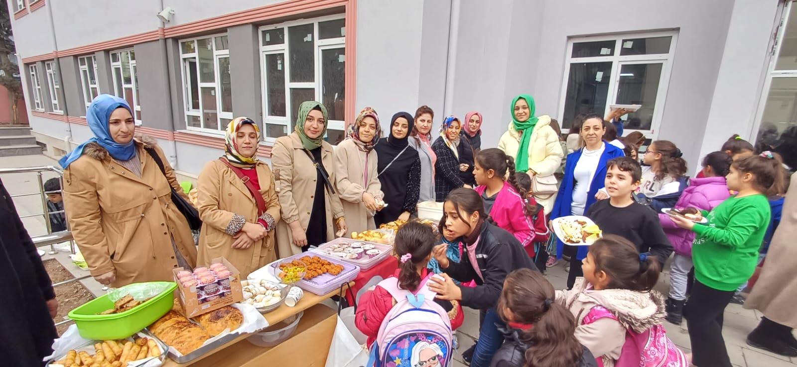 Kahramanmaraş’ın Dulkadiroğlu ilçesinde eğitim faaliyetlerini sürdüren Fatih İlkokulu, Filistin’in Gazze