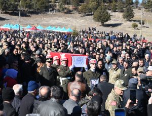 Şehit Gülmez’in Naaşı Toprağa Verildi