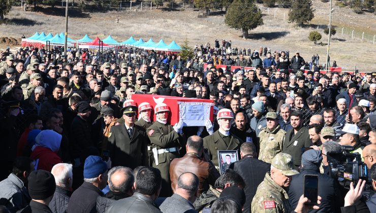 Şehit Gülmez’in Naaşı Toprağa Verildi