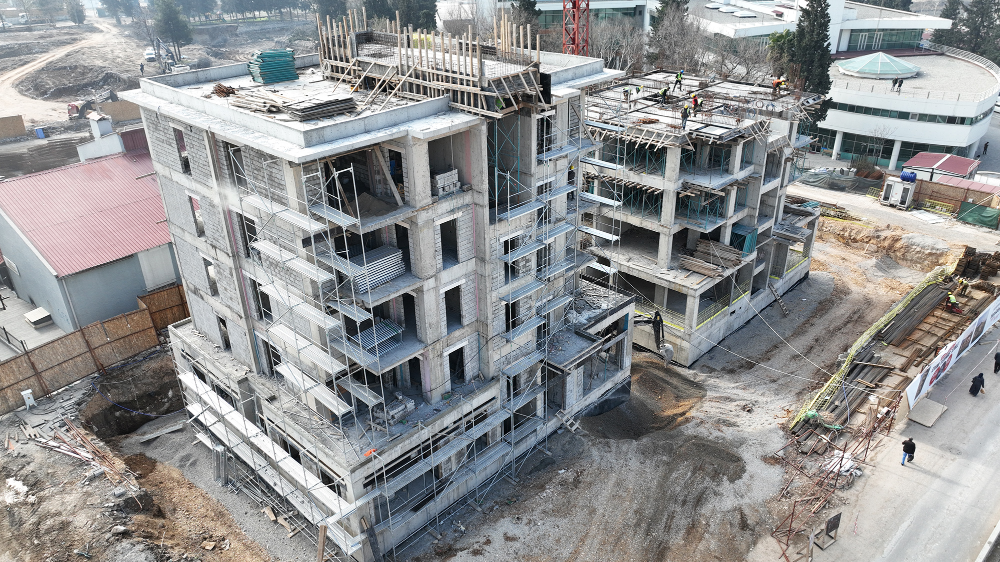 Kentsel tasarım projesi kapsamında Hükümet Bulvarı’nda yapımına başlanan kalıcı konut