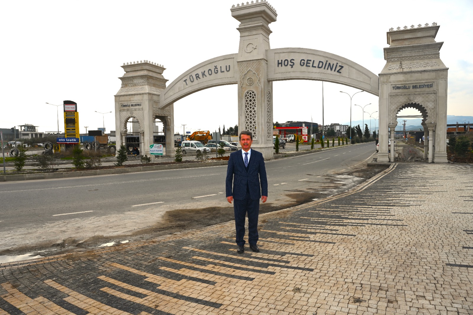 Vatanın bir karış toprağını vermemek için canlarını hiçe sayan şehitlerimizin