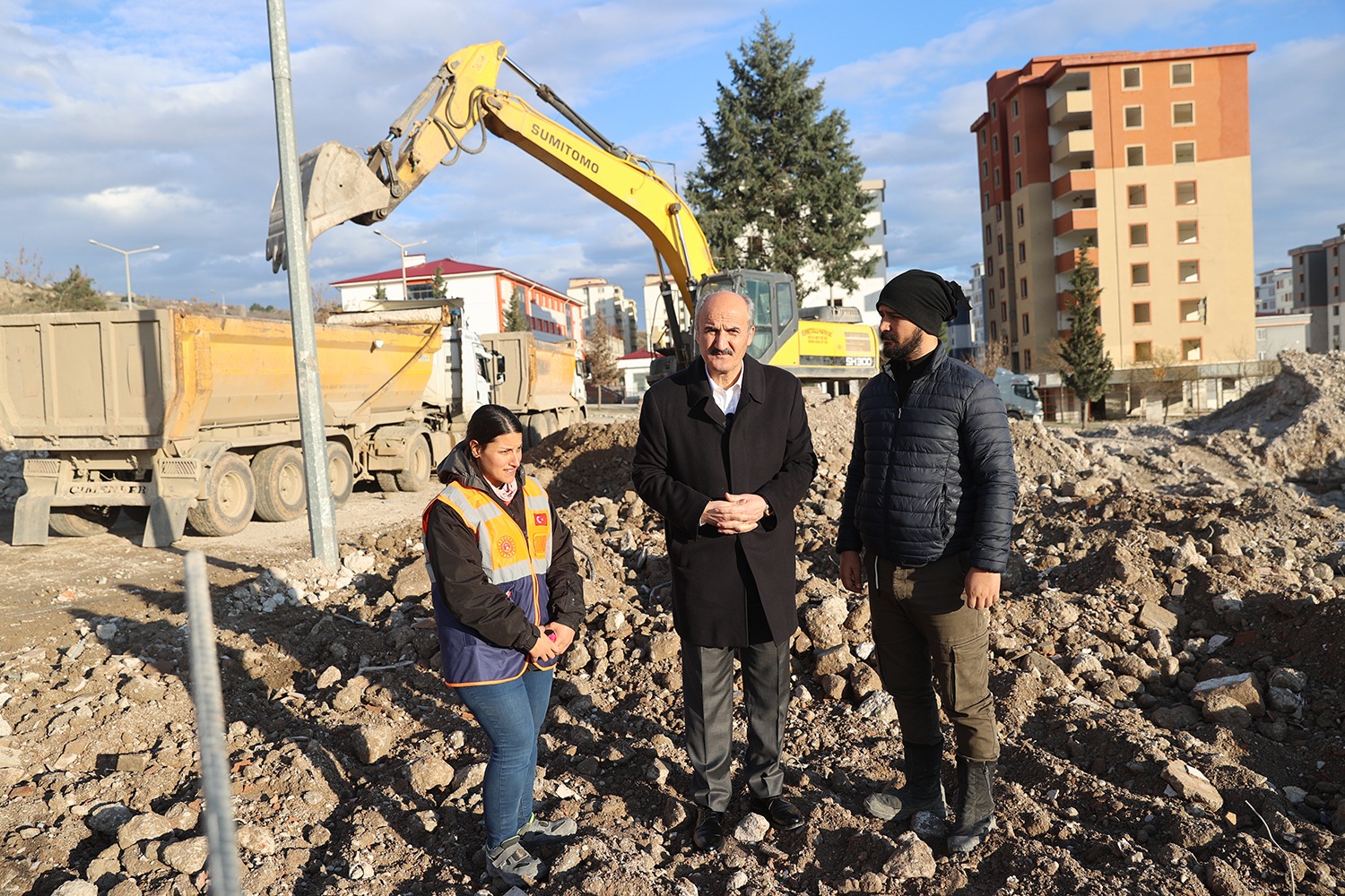 Dulkadiroğlu Belediye Başkanı Necati Okay, Doğukent konutlarının belediye şirketi aracılığıyla