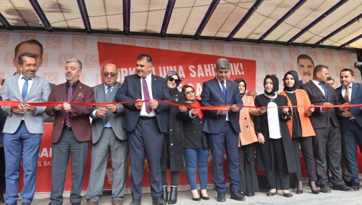 Miting gibi açılış!