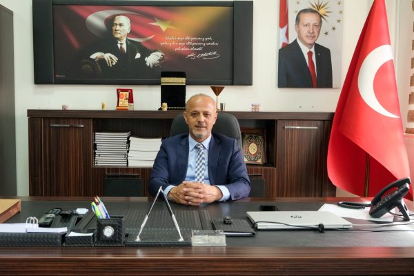 Yerel seçimlerde Afşin Belediye Başkanı seçilen Koray Kıraç, İlçe Seçim