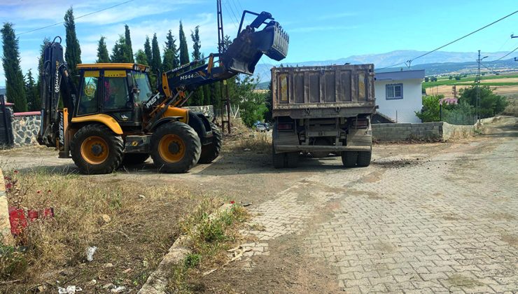 Yeniyurt Mahallesi’nde Hafriyat Temizliği Yapıldı