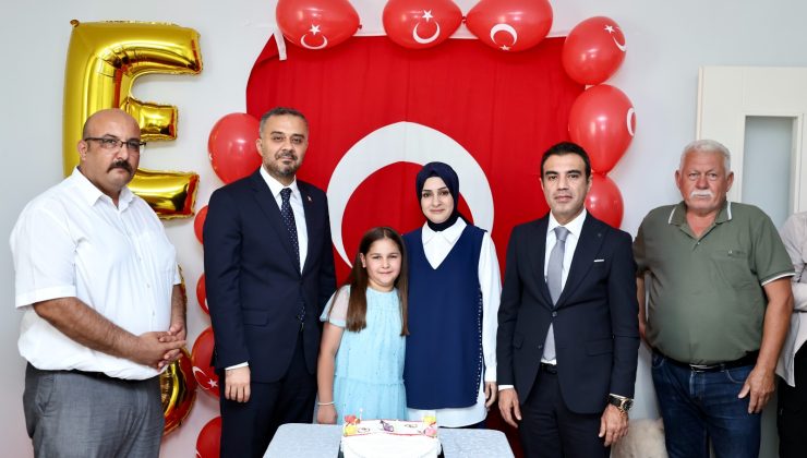 Başkan Toptaş’tan şehit Ahmet Yılmaz’ın kızı Elçin Naz’a doğum günü sürprizi