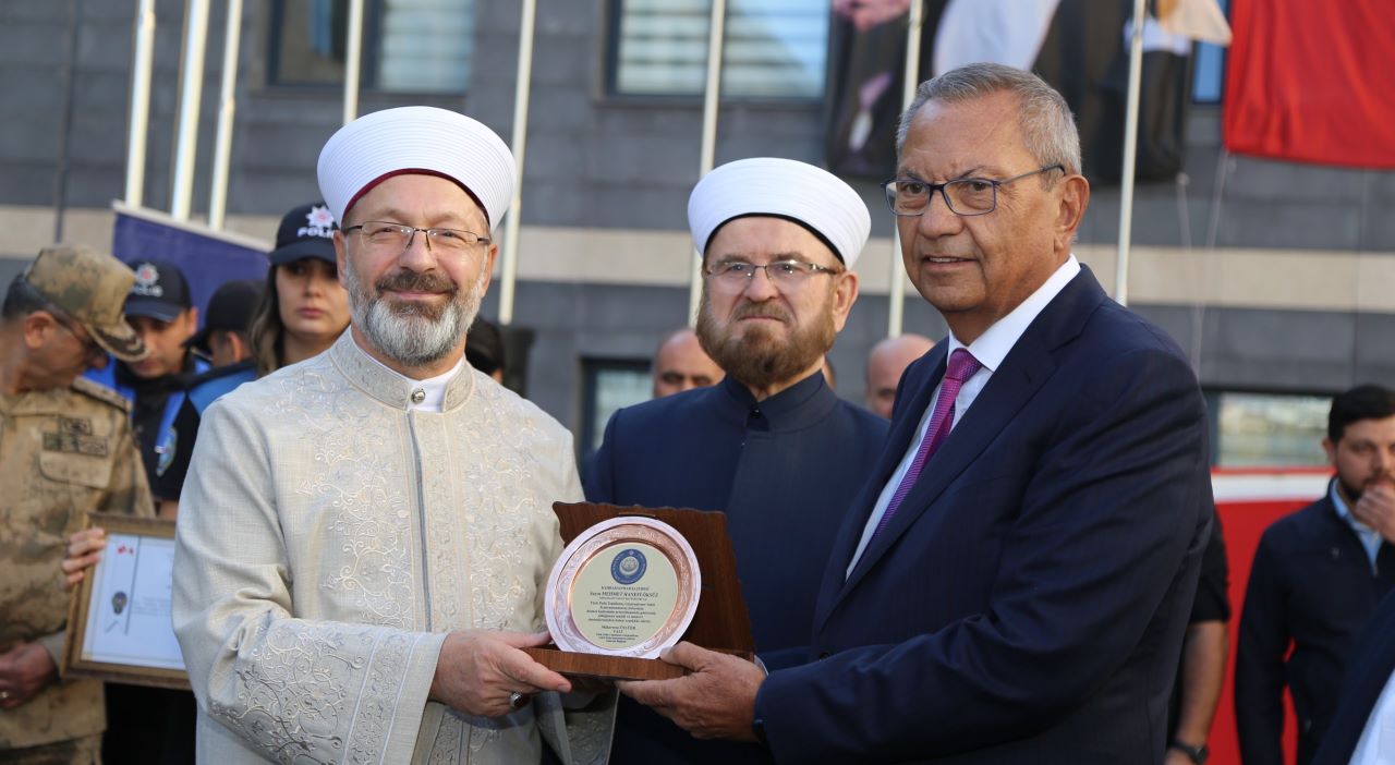 Kahramanmaraş Emniyet Müdürlüğü’ne, hayırsever iş insanları tarafından bağışlanan 63 hizmet