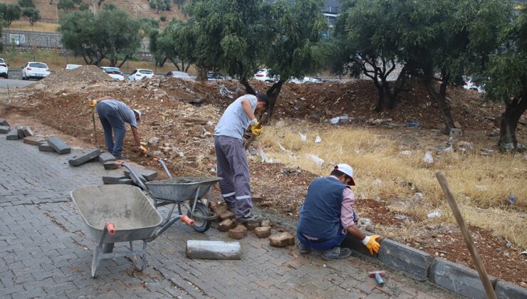 Dulkadiroğlu’ndan Ballıca’da Kilit Parke Çalışması