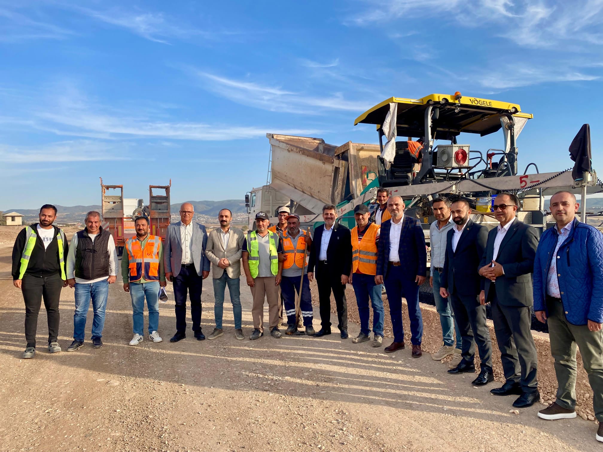 İl Yönetiminden ve Dulkadiroğlu İlçe Başkanlığından teşkilat mensupları ile birlikte