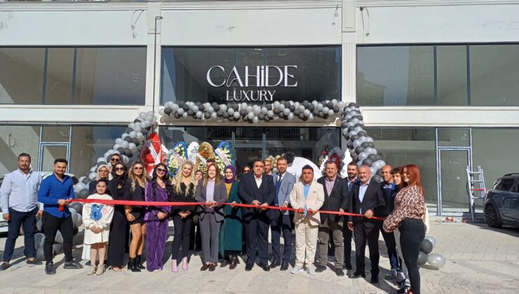 Kahramanmaraş’ta Yeni Butik: Cahide Luxury Açıldı!