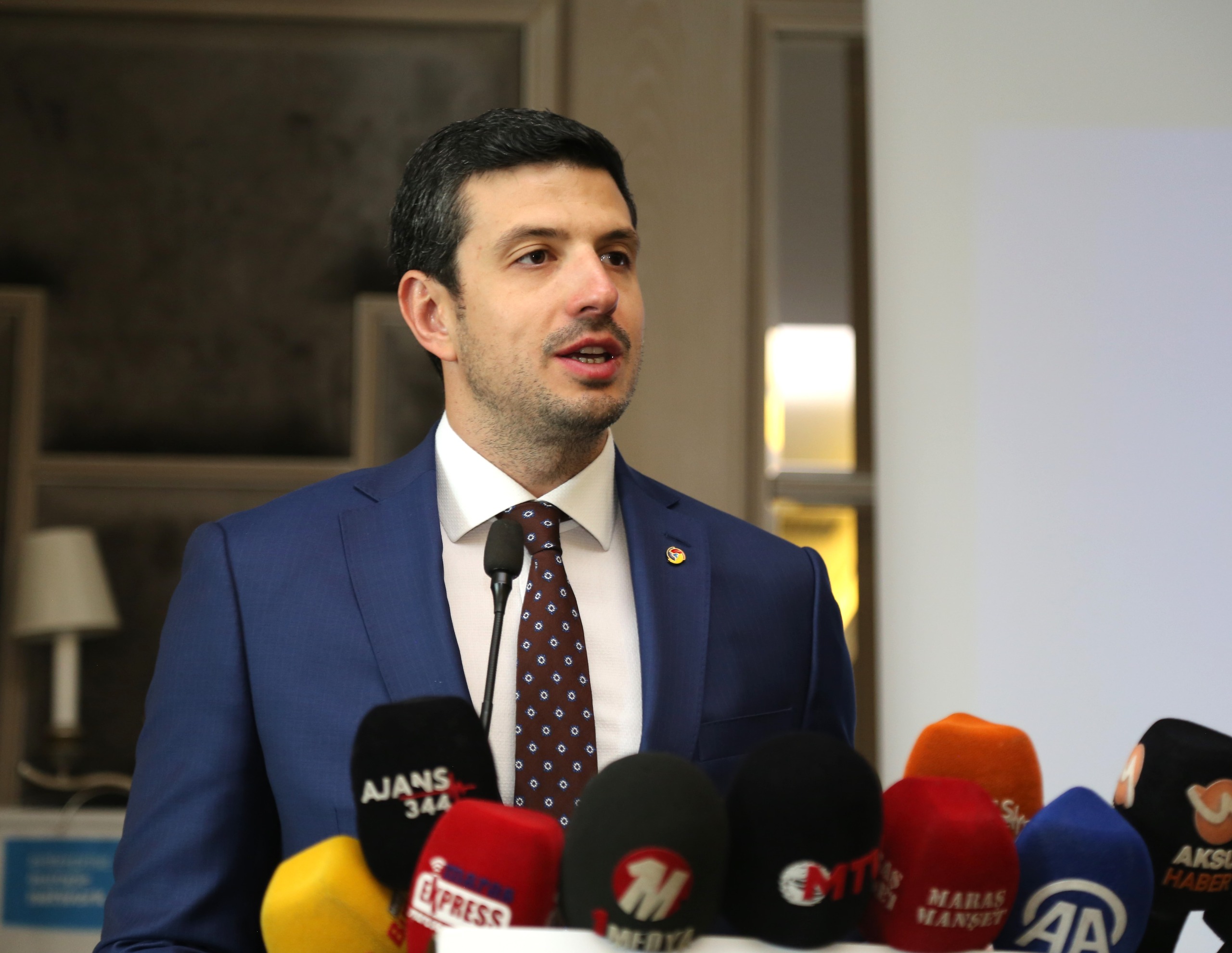 Kahramanmaraş Ticaret ve Sanayi Odası (KMTSO) tarafından düzenlenen E-İhracat Zirvesi,