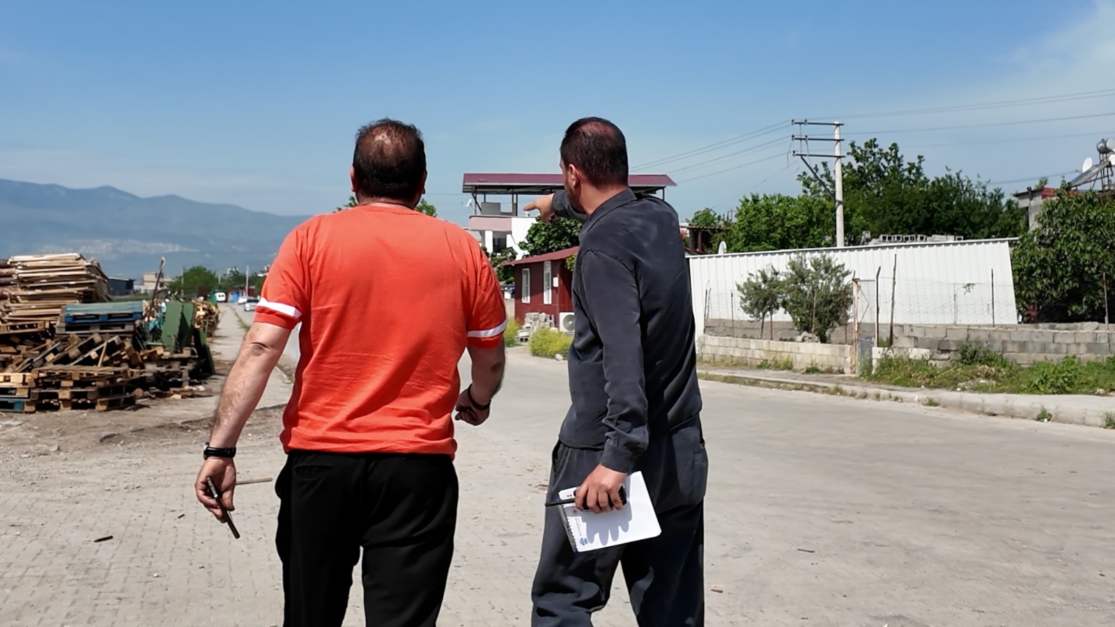 Dulkadiroğlu Belediyesi Zabıta Müdürlüğü ekipleri, ruhsatsız faaliyet gösteren iş yerlerine