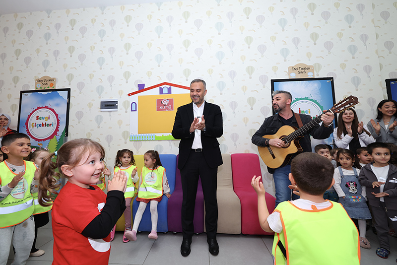Onikişubat Belediyesi, Başkan Hanifi Toptaş’ın öncülüğünde hizmete sunduğu Şehit Hakan