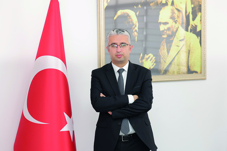 Elbistan Belediye Başkanı Erkan Gürbüz, Cumhuriyetin kuruluşunun 102.yıl dönümü kapsamında