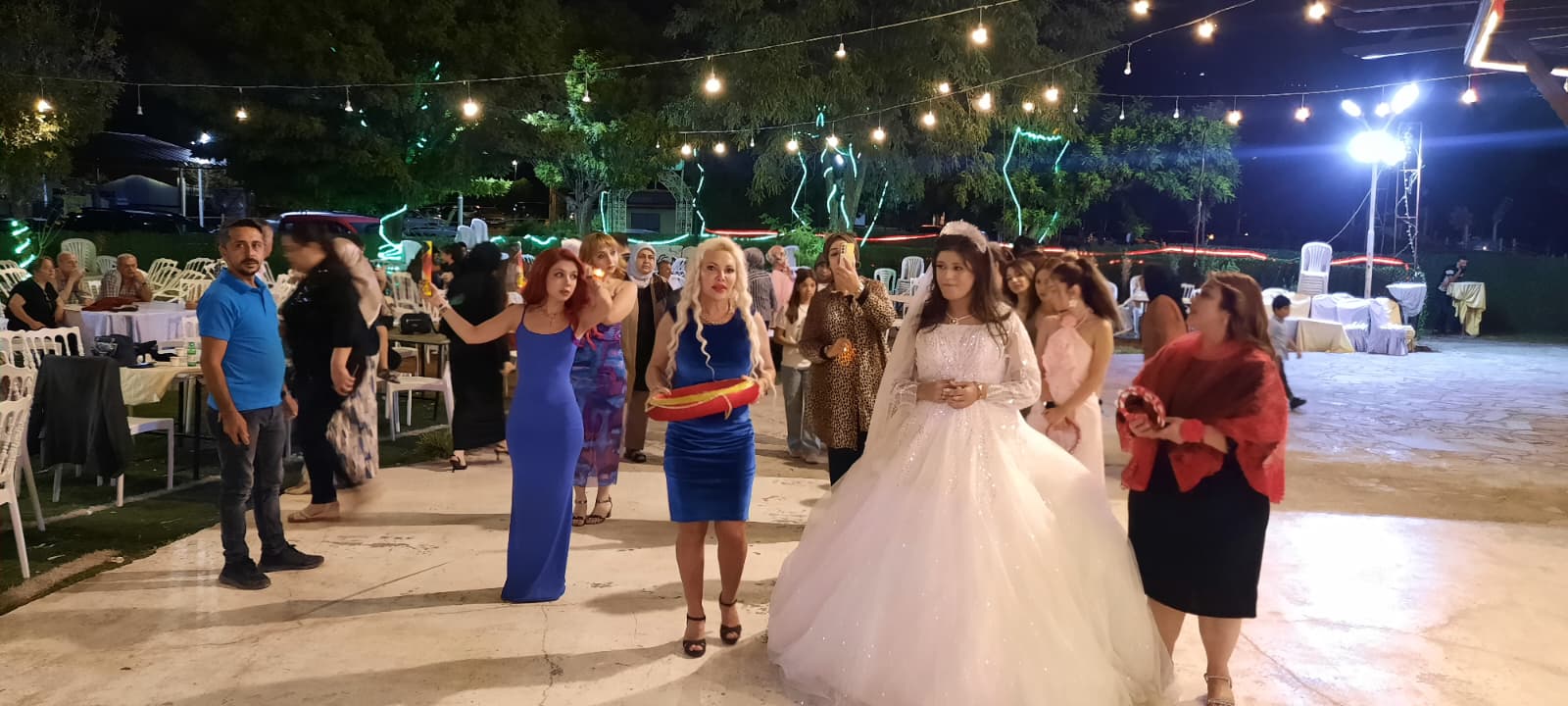 Kahramanmaraş’ta faaliyet gösteren Mavi Kadınlar Derneği, örnek bir dayanışma örneğine