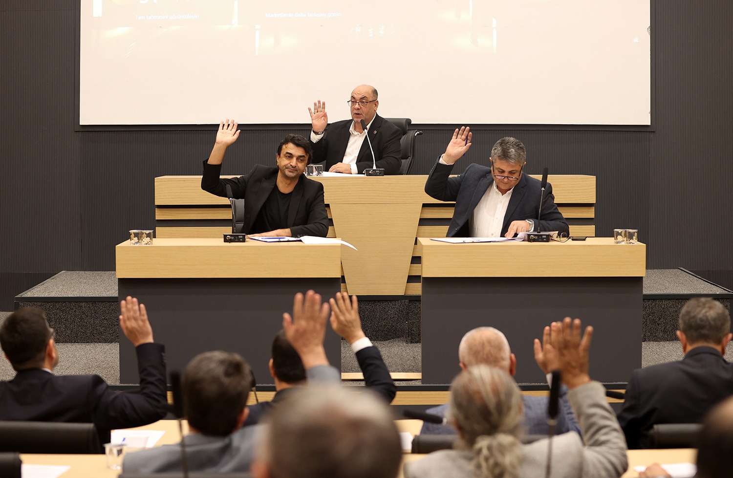 Dulkadiroğlu Belediyesi, Kasım ayı meclis toplantısını Dulkadiroğlu Belediye Başkanı Mehmet