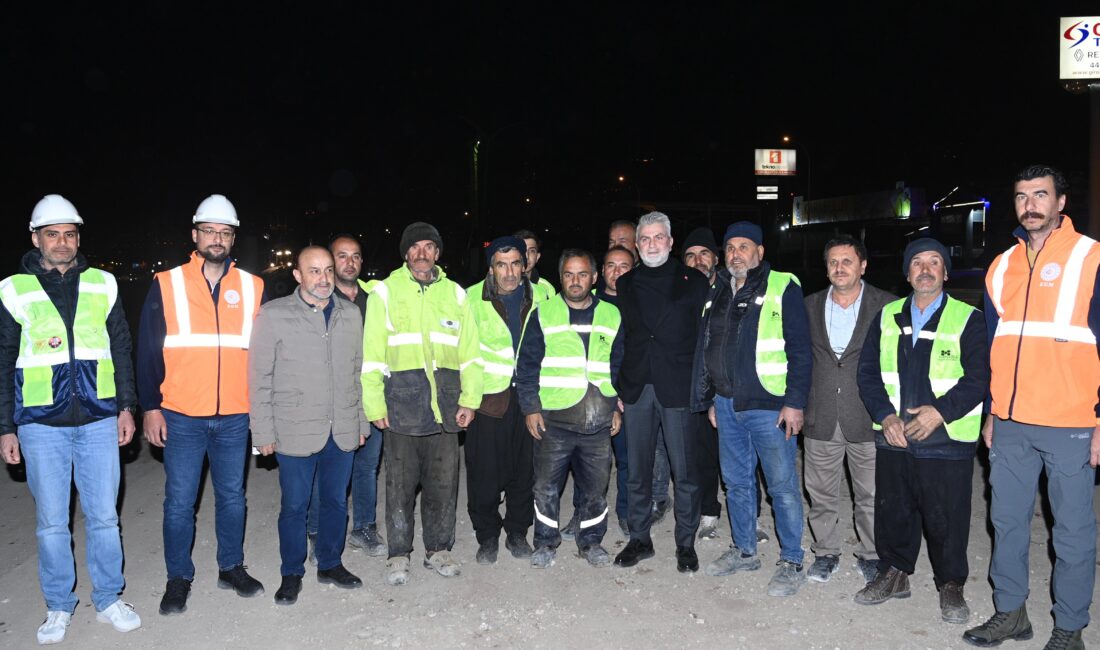 Yapımına başlanan Sanayi Kavşağı’nda incelemelerde bulunan Başkan Görgel, “Bu önemli