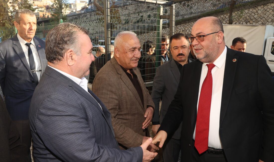 Dulkadiroğlu Belediyesi tarafından mahalle odaklı hizmet anlayışı doğrultusunda sürdürülen haftalık