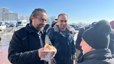 Kahramanmaraş’ta kış aylarının vazgeçilmez lezzeti olan sucuk ekmek, bu kez