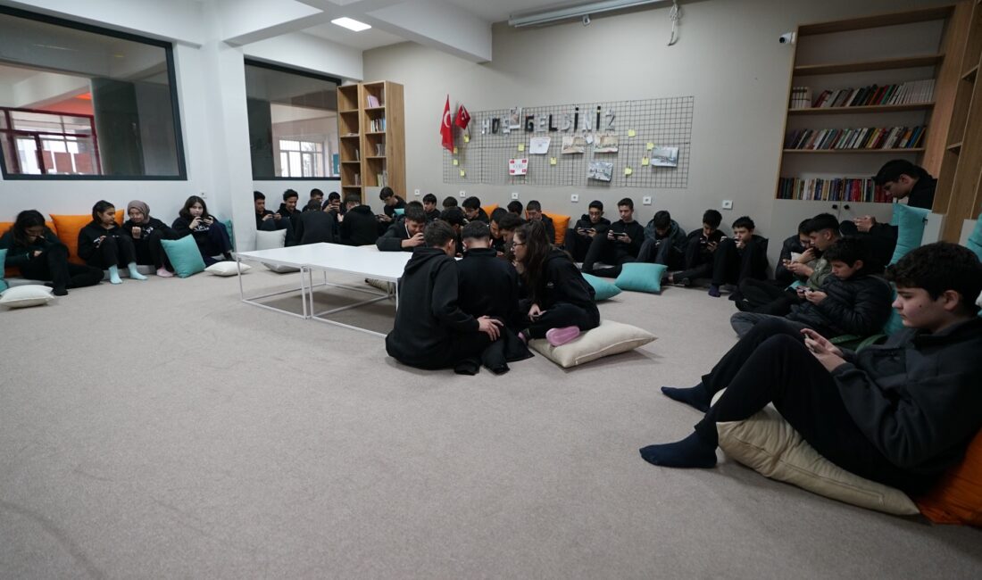 Büyükşehir Belediyesinin gençlik markası Pusula Maraş tarafından hayata geçirilen “Çete