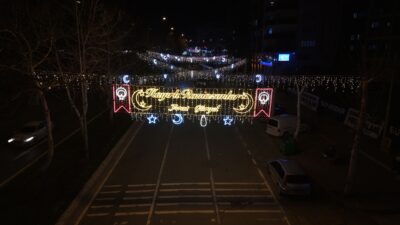 Büyükşehir Belediyesi, NFK Kültür Merkezi yanında Ramazan Sokağı oluşturuyor. Her