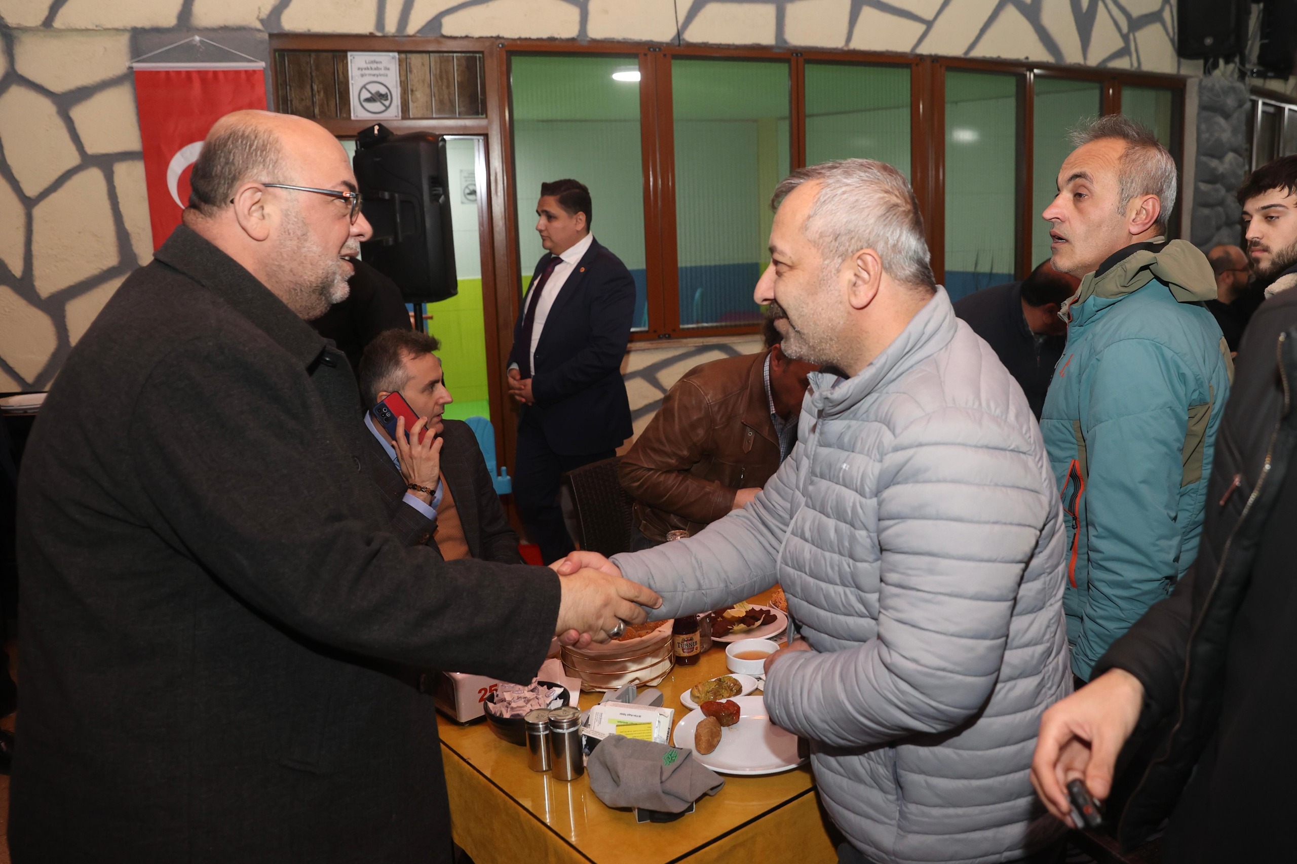 Dulkadiroğlu Belediye Başkanı Mehmet Akpınar, Ramazan ayı dolayısıyla şehirde görev