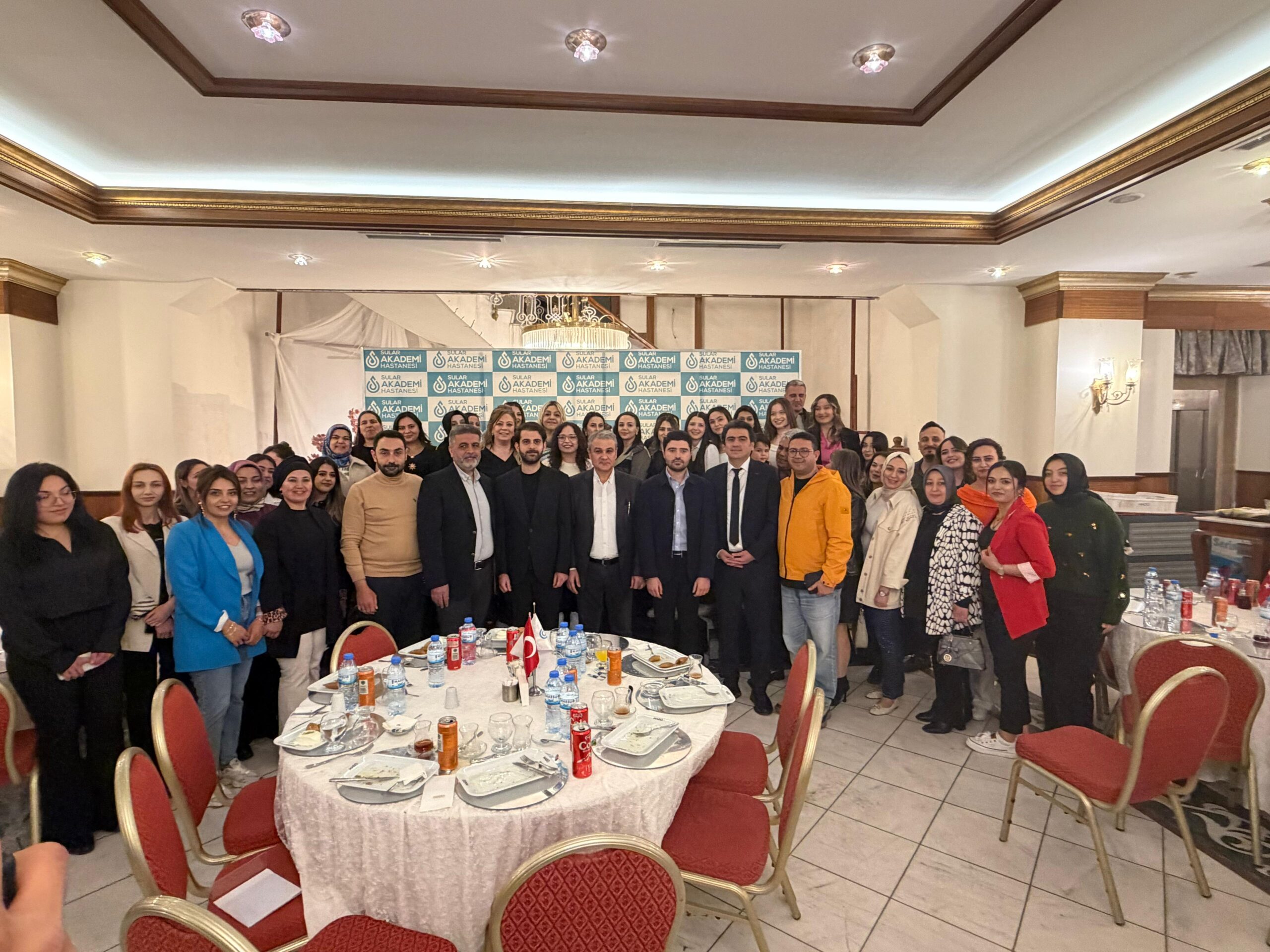 Kahramanmaraş’ta faaliyet gösteren Özel Sular Akademi Hastanesi’nde görev yapan sağlık