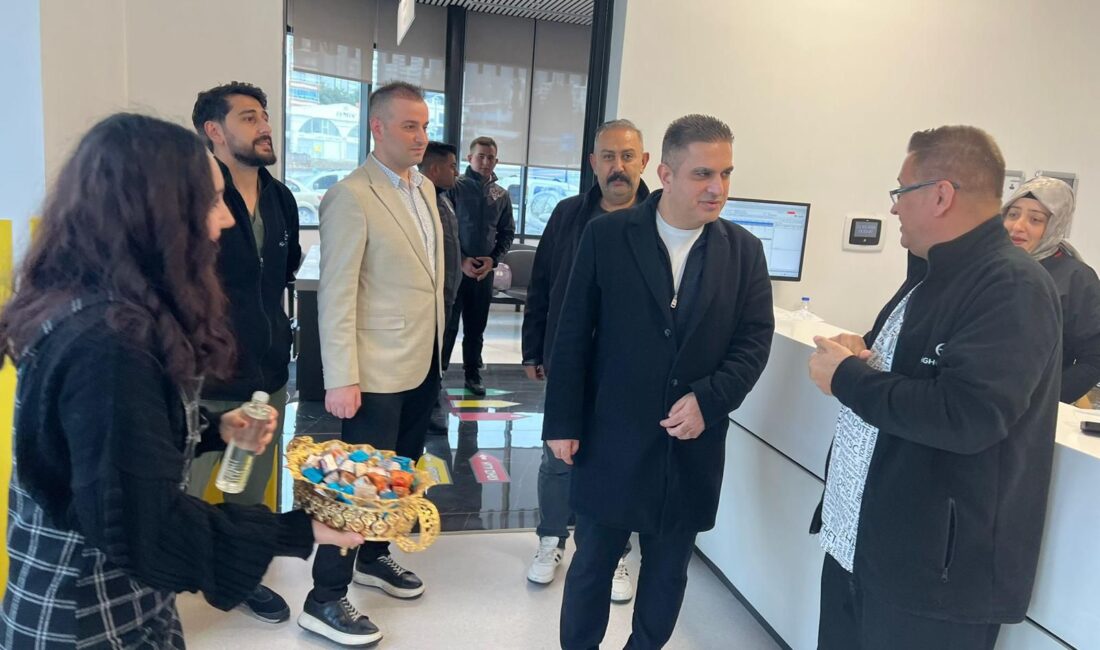 HG Hospital Başkan Vekili Avşaroğlu, hasta, hasta yakınları ve personelleri