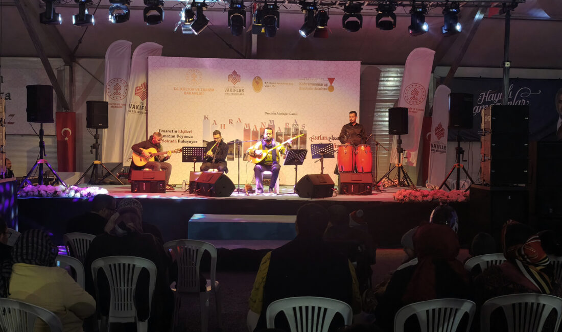 Büyükşehir Belediyesinin Ramazan etkinlikleri, Türk halk müziği dinletisiyle devam etti.