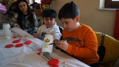 Büyükşehir Belediyesi, anne ve çocuklara yönelik Ramazan kandili yapım atölyesi