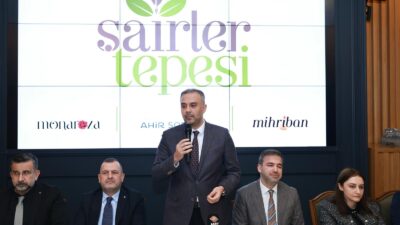 Onikişubat Belediye Başkanı Hanifi Toptaş, AK Parti Onikişubat İlçe Başkanlığı’nın