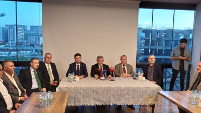 Ahmet Davutoğlu, Kahramanmaraş’ta gerçekleştirdiği ziyaret ve basın toplantısında 15 Nisan’da