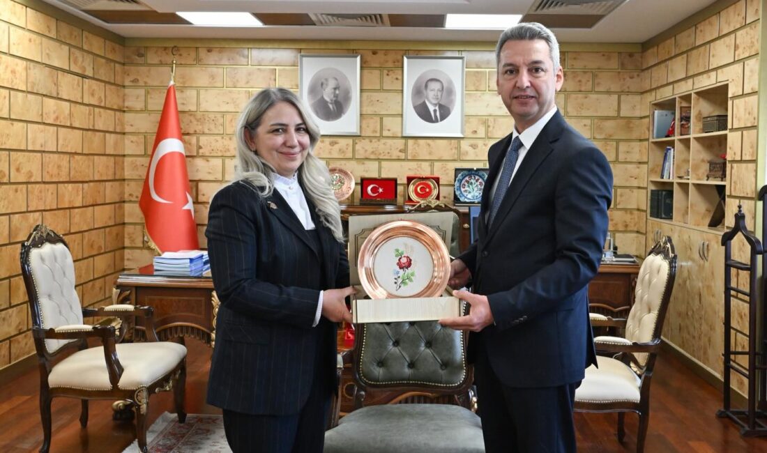 14. Bölge Kahramanmaraş Eczacı Odası Başkanı Ebru Kaya, Kahramanmaraş Sütçü