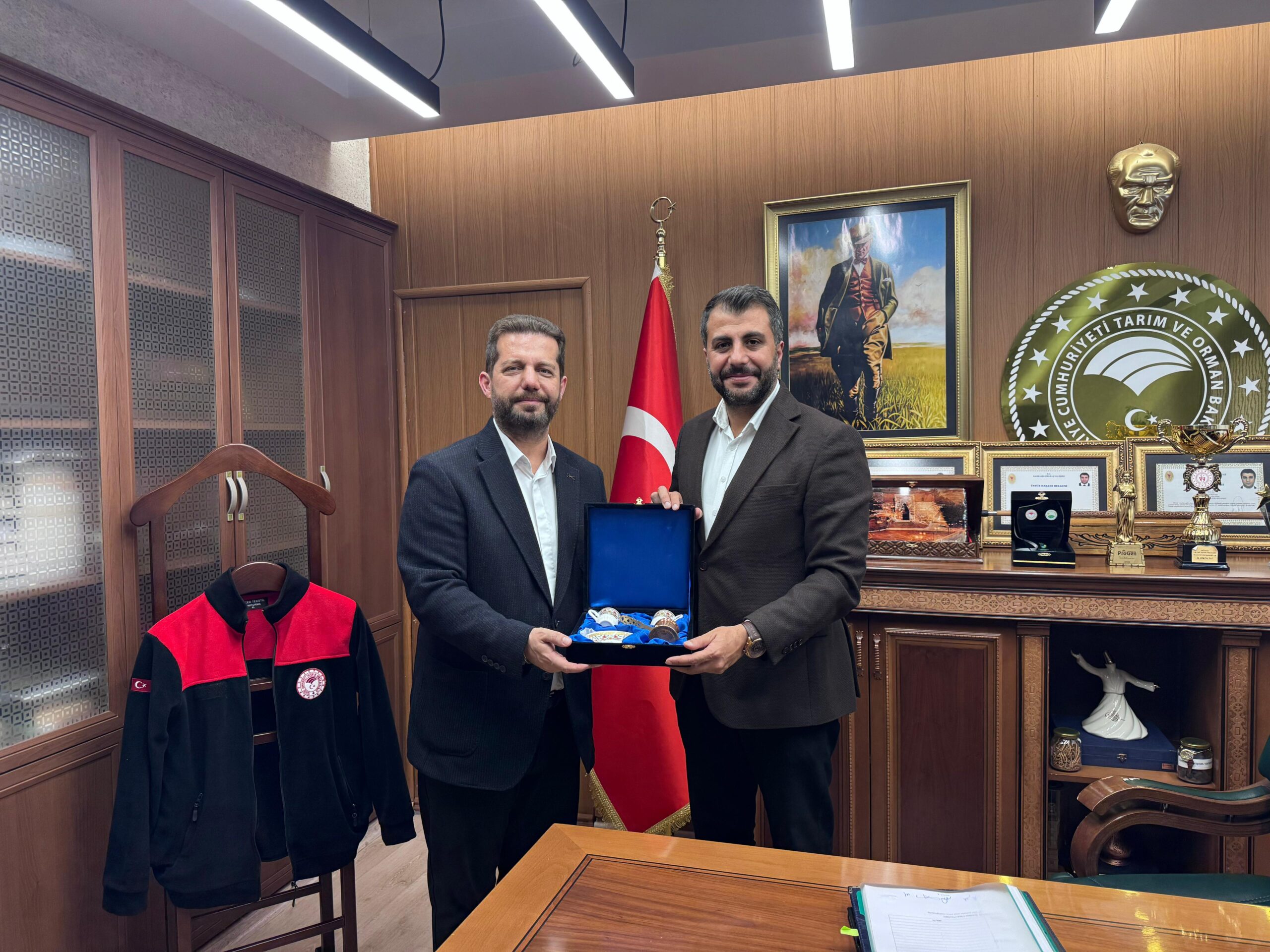 Gastromaraş Mürüvvetin Mutfağı Akademisi kurucularından İl Tarım Müdürü Ramazan Bilir’e