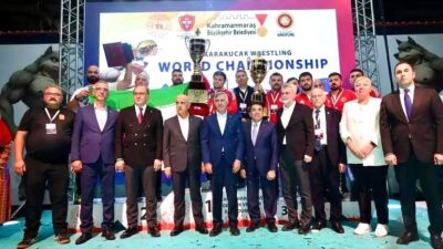 Türkiye Geleneksel Güreşler Federasyonu Başkanı İbrahim Türkiş ve Başkan Vekili