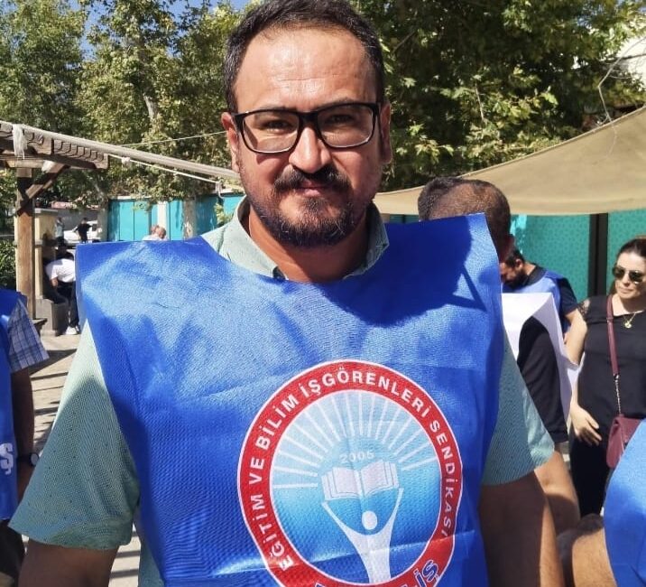 Kahramanmaraş’ta Kamu-İş Konfederasyonu’na bağlı Eğitim-İş Şube Başkanı Fuat Kuyucu, 1