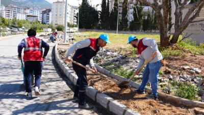 Hanifi Toptaş başkanlığındaki Onikişubat Belediyesi, ilçe genelinde ulaşım konforunu artırmak
