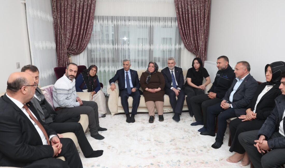 Kahramanmaraş Valisi Mükerrem Ünlüer başkanlığında, Emlak Konut GYO tarafından yürütülen