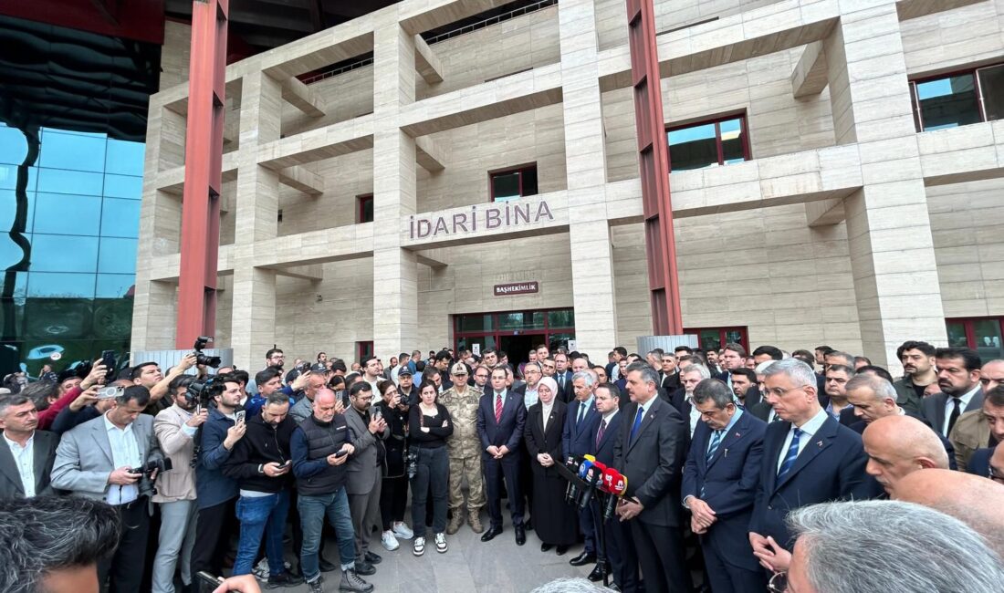 Kahramanmaraş’ın Onikişubat ilçesinde bir ortaokulda meydana gelen silahlı saldırı olayı