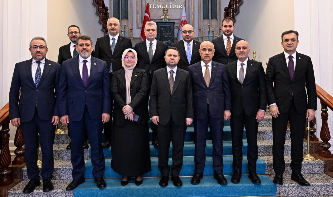 AK Parti Kahramanmaraş heyeti ile birlikte Ankara’da Adalet Bakanı Akın