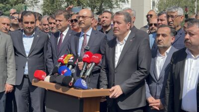 Kahramanmaraş’ta silahlı saldırının gerçekleştiği Ayser Çalık Ortaokulu önünde önemli bir