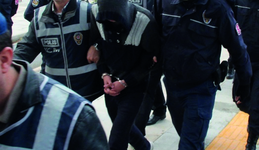 Kahramanmaraş merkezli yürütülen geniş kapsamlı bir soruşturmada, fuhuş başta olmak