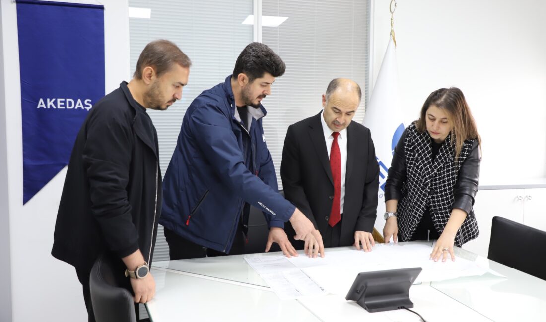 Akedaş Elektrik Dağıtım A.Ş.’de yaşanan yönetim değişikliğinin ardından yeni Genel