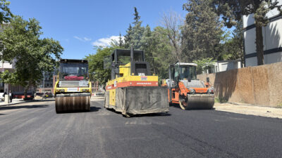 Büyükşehir Belediyesi, şehir merkezinin ulaşımdaki can damarlarından Cahit Zarifoğlu Caddesi’nde