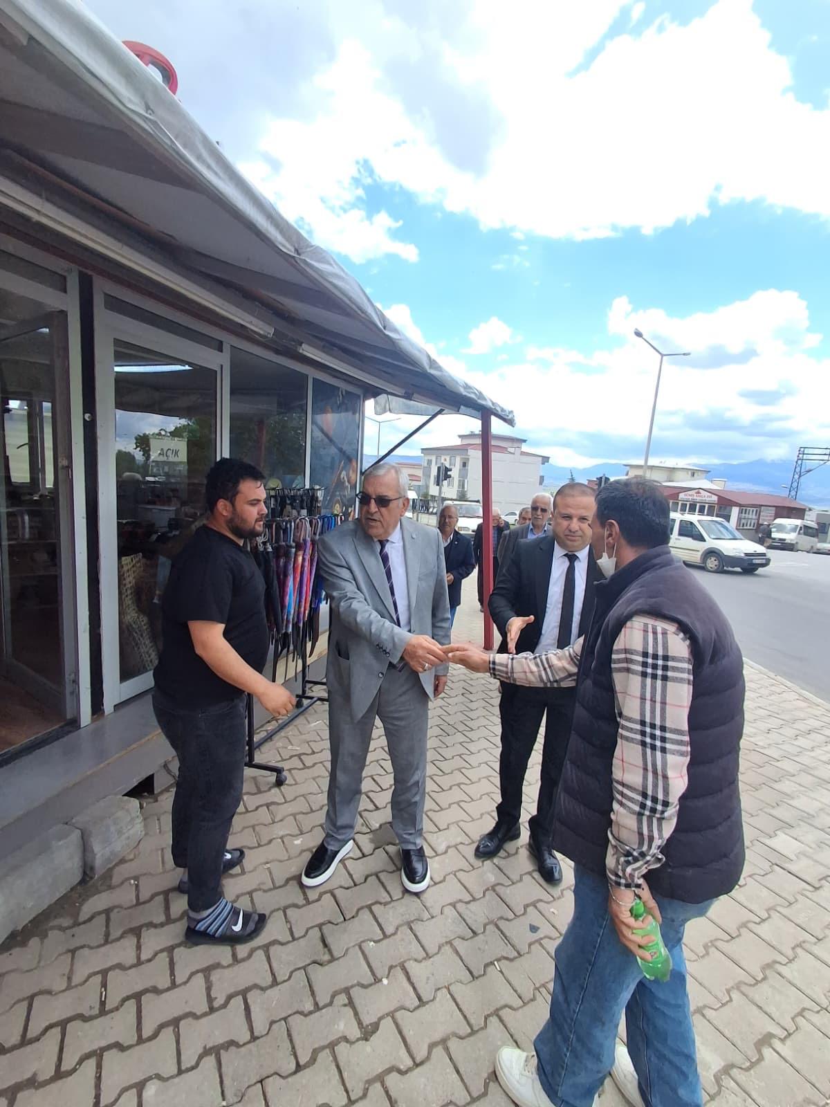 İYİ Parti Onikişubat İlçe Başkanı Hüseyin Gürbak, Dulkadiroğlu İlçe Başkanı