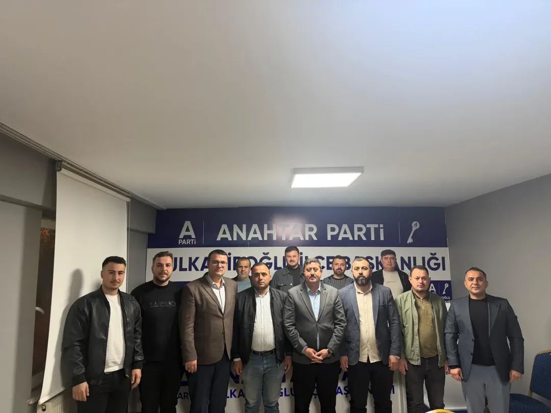 Anahtar Parti Dulkadiroğlu İlçe Başkanı Hacı Ahmet Sivri, teşkilatın haftalık