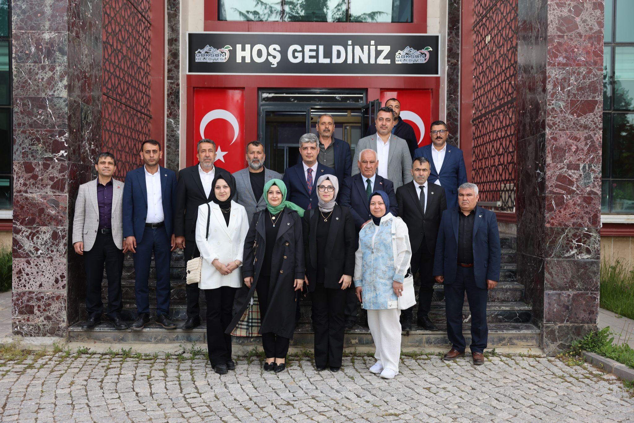 Selim Cüce, Yeniden Refah Partisi Kahramanmaraş teşkilatını belediyede ağırladı. Gerçekleştirilen